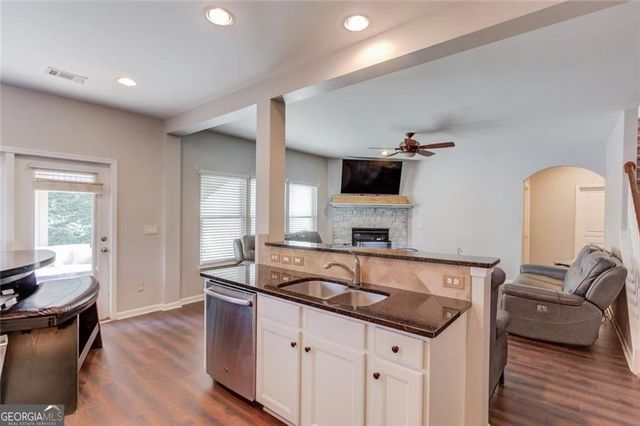 7772 Copper Kettle Way, Flowery Branch, GA 30542