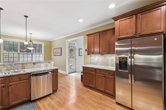 5148 Stefan Ridge Way, Buford, GA 30519