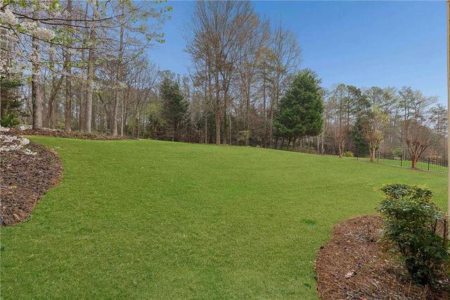 5148 Stefan Ridge Way, Buford, GA 30519