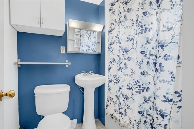 59 Mystic Ave, Melrose, MA 02176