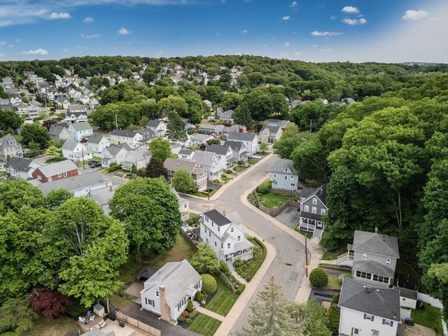 59 Mystic Ave, Melrose, MA 02176