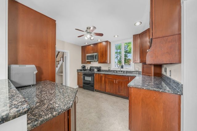 59 Mystic Ave, Melrose, MA 02176