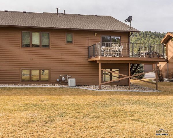 1150 DUFFER DR, Rapid City, SD 57702