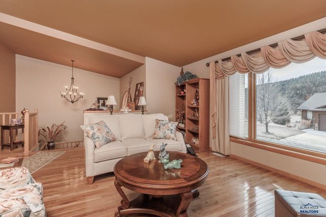 1150 DUFFER DR, Rapid City, SD 57702