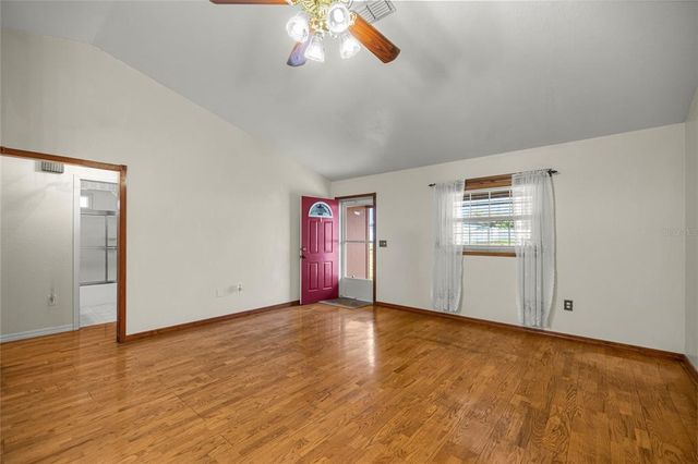 10 HEMLOCK RADIAL, Ocala, FL 34472