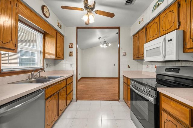 10 HEMLOCK RADIAL, Ocala, FL 34472