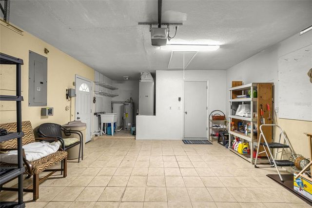 10 HEMLOCK RADIAL, Ocala, FL 34472