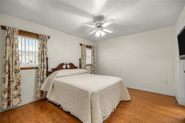 10 HEMLOCK RADIAL, Ocala, FL 34472