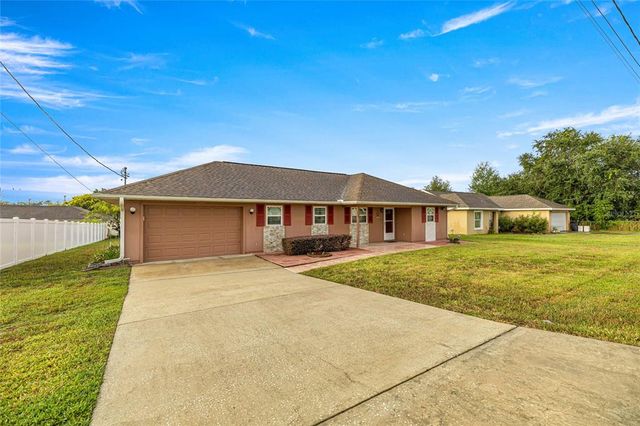 10 HEMLOCK RADIAL, Ocala, FL 34472