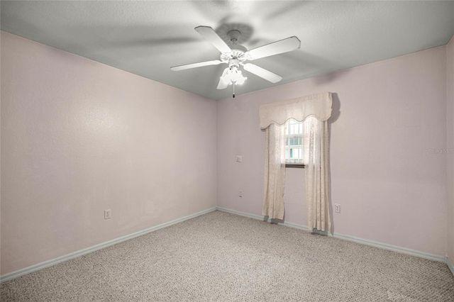 10 HEMLOCK RADIAL, Ocala, FL 34472
