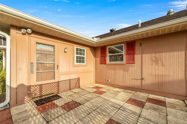 10 HEMLOCK RADIAL, Ocala, FL 34472
