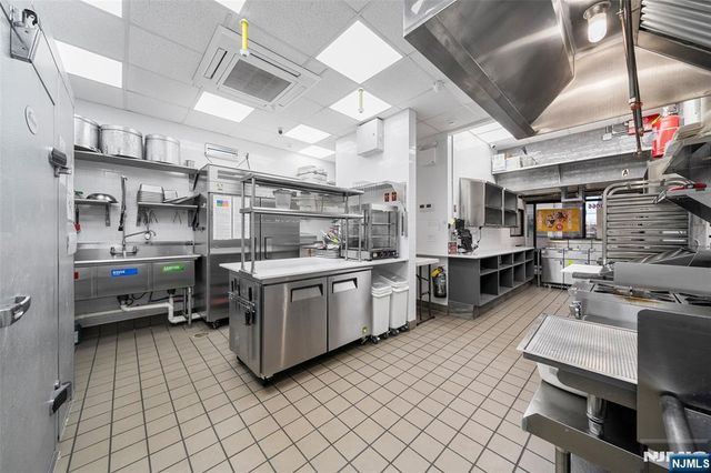 69-71 Ridgefield Avenue, Ridgefield Park, NJ 07660