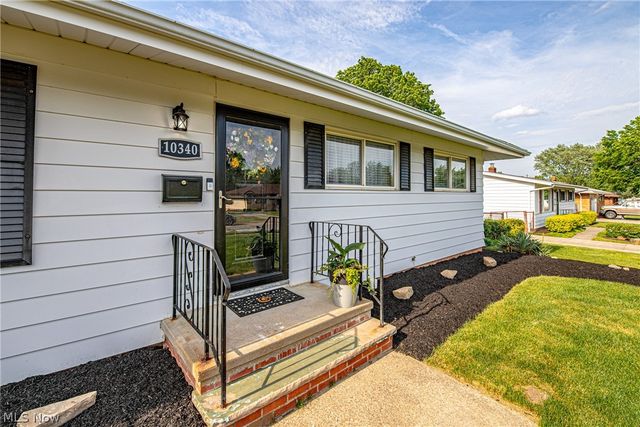 10340 Terrace Court, Parma, OH 44130