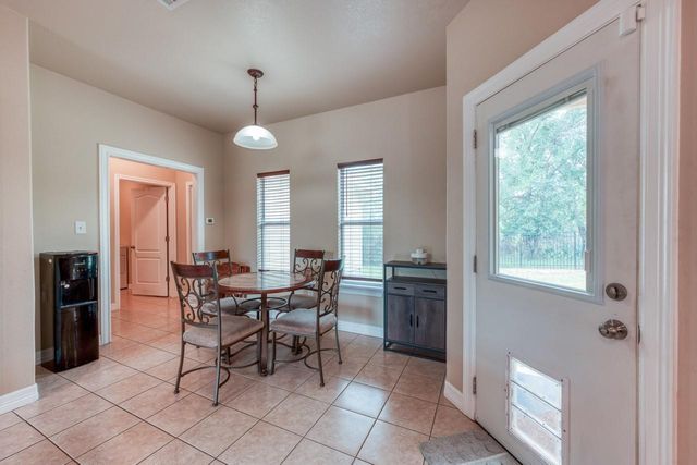 121 W Cedar ST, Granite Shoals, TX 78654