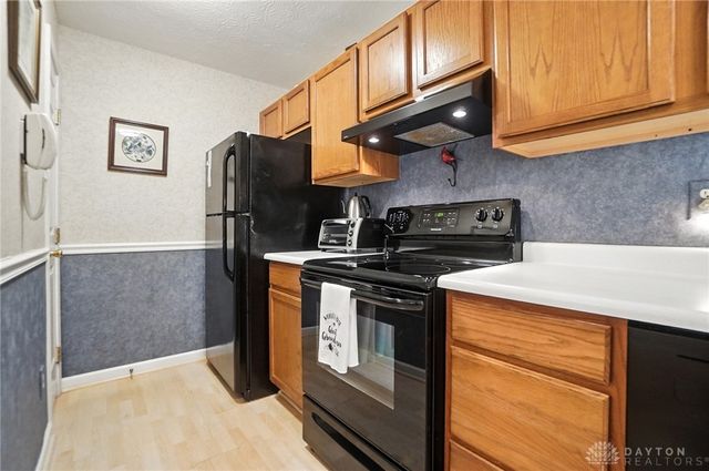 1850 Piper Lane 102, Dayton, OH 45440