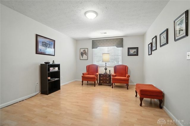 1850 Piper Lane 102, Dayton, OH 45440