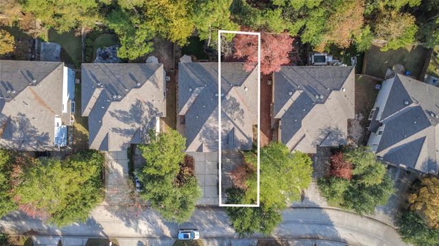 62 E Stedhill Loop, Conroe, TX 77384