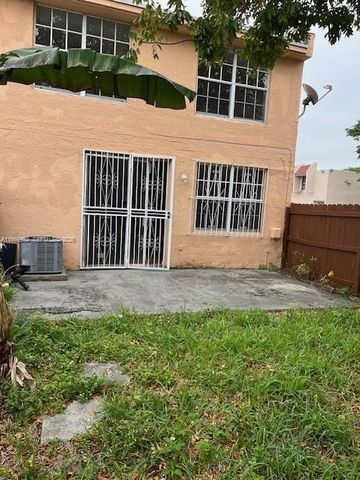 4250 W 11th Ln 43, Hialeah, FL 33012