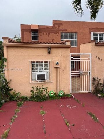 4250 W 11th Ln 43, Hialeah, FL 33012