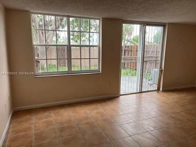 4250 W 11th Ln 43, Hialeah, FL 33012