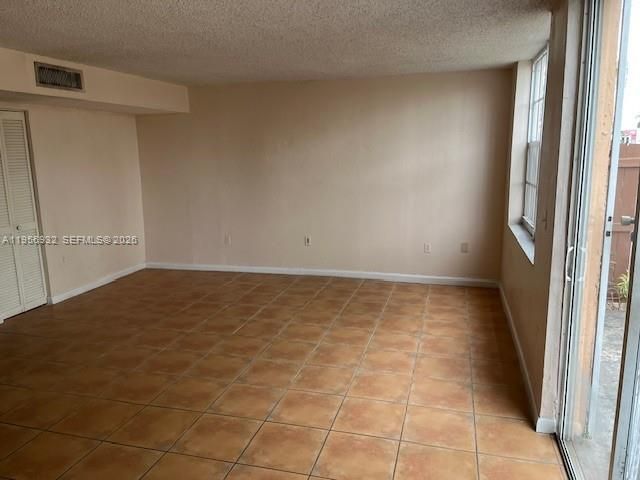 4250 W 11th Ln 43, Hialeah, FL 33012