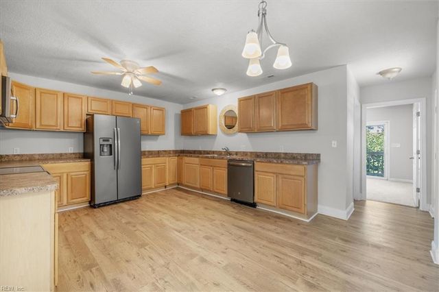 5824 Beechwalk DR, Virginia Beach, VA 23464