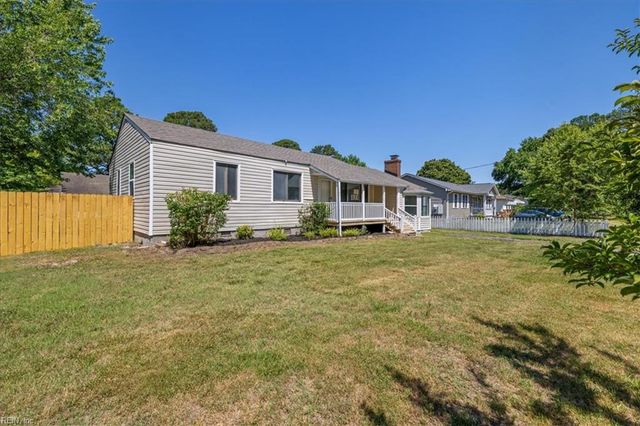 5824 Beechwalk DR, Virginia Beach, VA 23464
