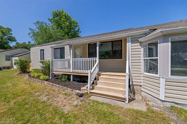 5824 Beechwalk DR, Virginia Beach, VA 23464
