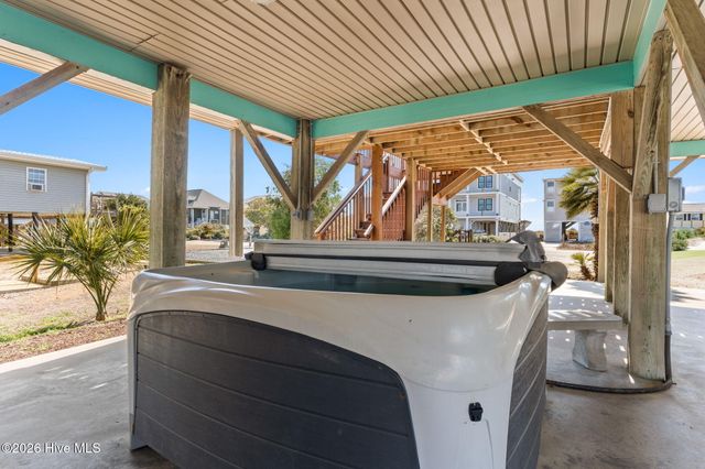 1622 E Beach Drive, Oak Island, NC 28465