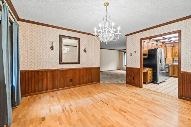 4240 COUNTY ROAD R, Stevens Point, WI 54482