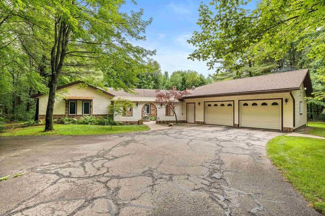 4240 COUNTY ROAD R, Stevens Point, WI 54482