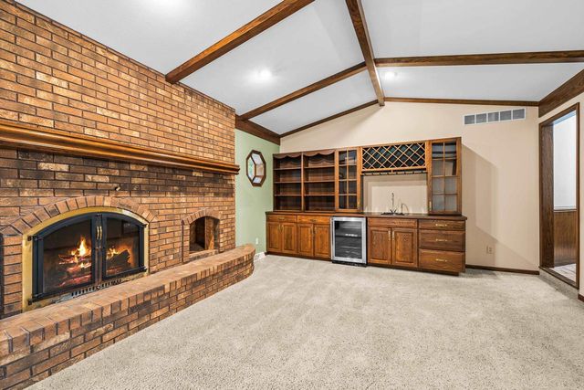 4240 COUNTY ROAD R, Stevens Point, WI 54482
