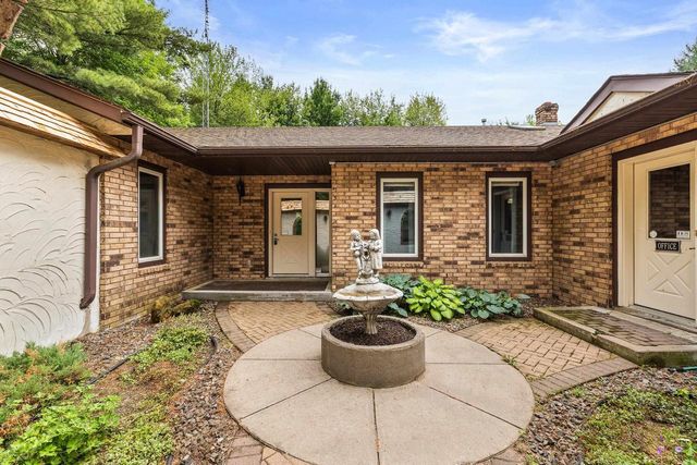 4240 COUNTY ROAD R, Stevens Point, WI 54482
