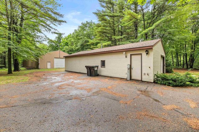 4240 COUNTY ROAD R, Stevens Point, WI 54482