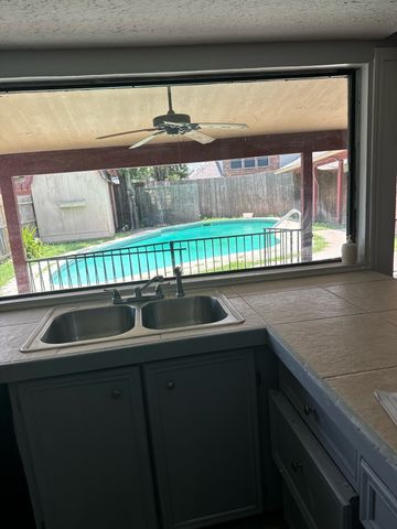 1518 Camelia Drive, Lewisville, TX 75067