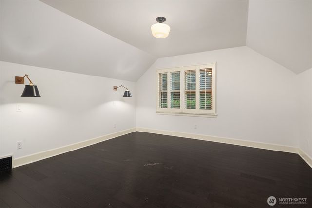 1060 Spruce Street, Edmonds, WA 98020