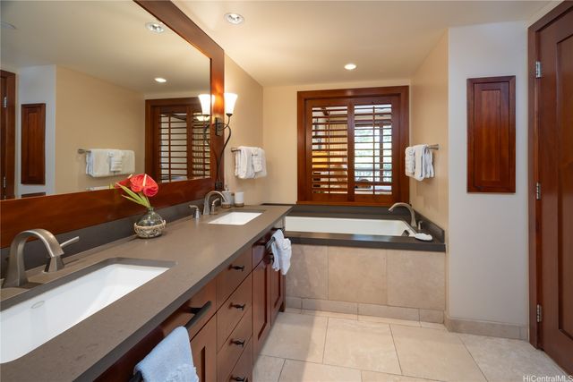 92-104 Waialii Place O202, Kapolei, HI 96707