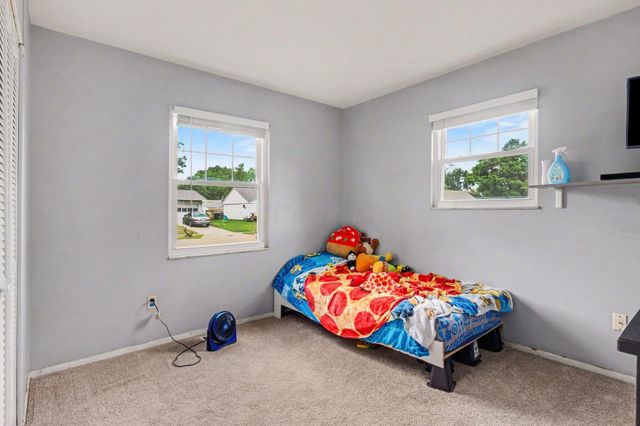4715 Arnold Avenue, Columbus, OH 43228