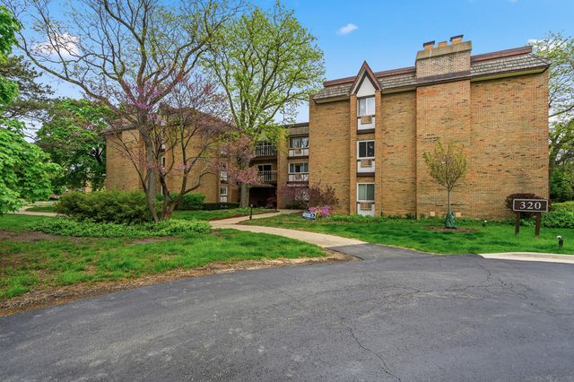 320 Claymoor Road 1C, Hinsdale, IL 60521