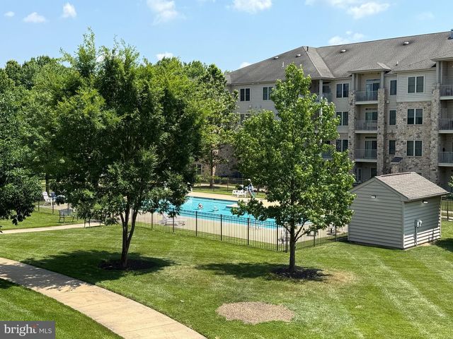 3000-UNIT FOUNTAINVIEW CIR #3204, Newark, DE 19713