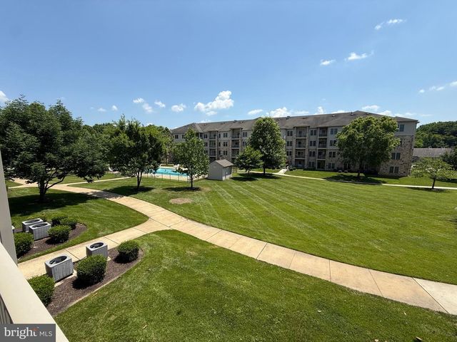 3000-UNIT FOUNTAINVIEW CIR #3204, Newark, DE 19713