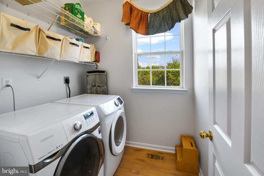 Image 16 of property listing at 9105 HENDRY TER, Frederick, MD 21704