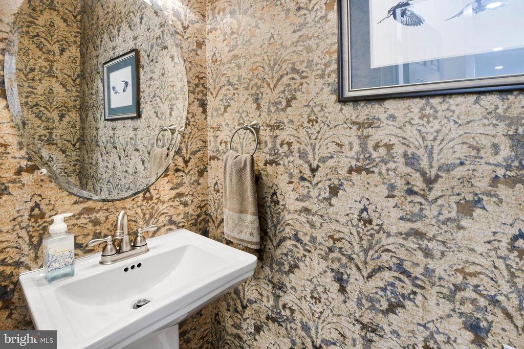 Image 17 of property listing at 9105 HENDRY TER, Frederick, MD 21704