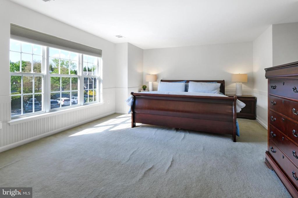 Image 18 of property listing at 9105 HENDRY TER, Frederick, MD 21704