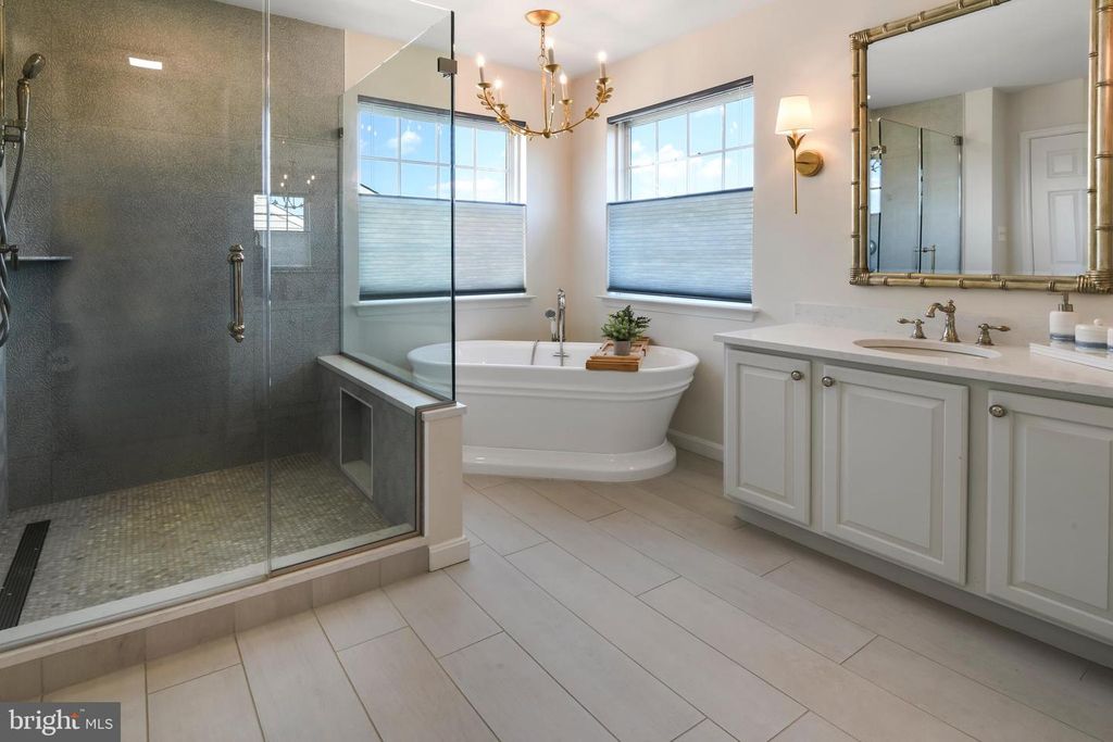 Image 19 of property listing at 9105 HENDRY TER, Frederick, MD 21704