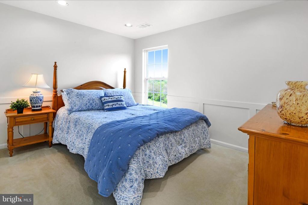 Image 24 of property listing at 9105 HENDRY TER, Frederick, MD 21704