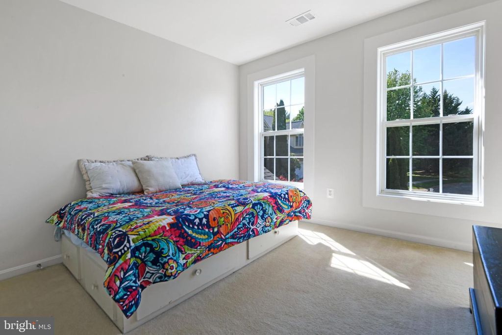 Image 25 of property listing at 9105 HENDRY TER, Frederick, MD 21704