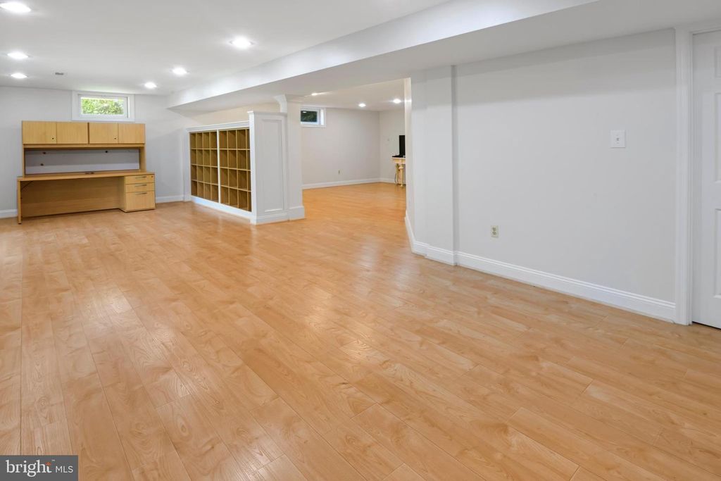 Image 30 of property listing at 9105 HENDRY TER, Frederick, MD 21704