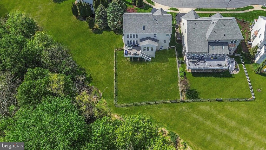 Image 36 of property listing at 9105 HENDRY TER, Frederick, MD 21704