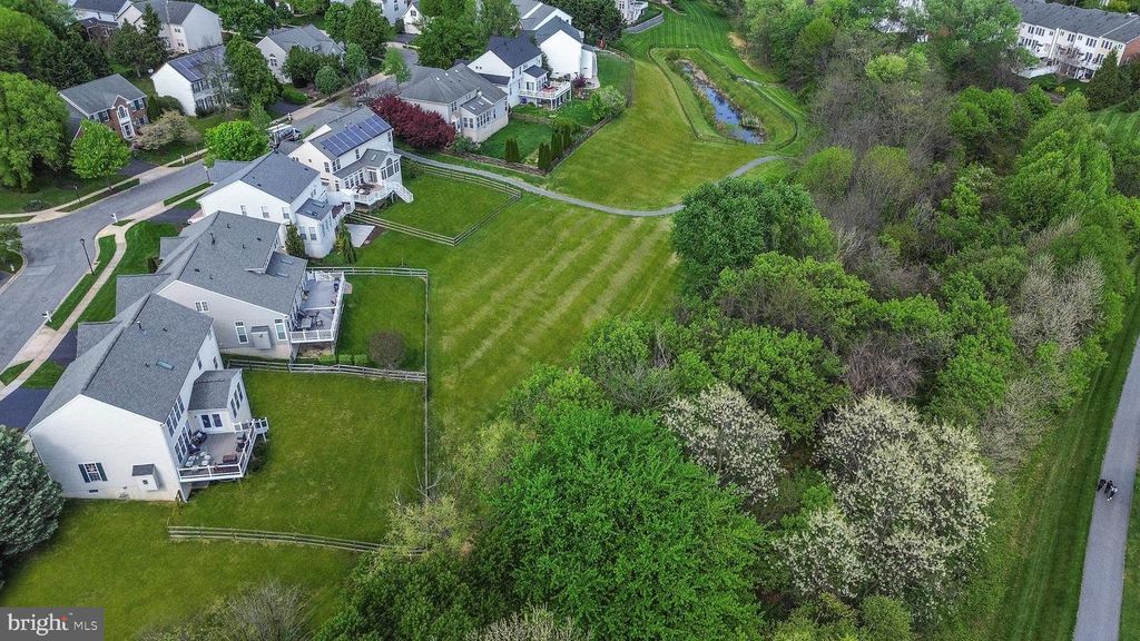 Image 37 of property listing at 9105 HENDRY TER, Frederick, MD 21704